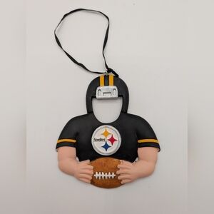 NFL Football Pittsburgh Steelers Holiday Ceramic Ornament.